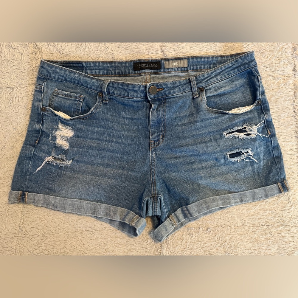 Aeropostale Distressed Blue Jean Shorts w/ Belt Loops & 5 Pockets & Fixed Hem